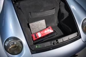 Image 5/36 de Porsche 911 Carrera (1995)