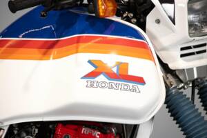 Image 31/50 of Honda DUMMY (1986)