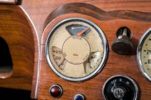 Image 19/50 of Triumph 1800 Roadster (1947)