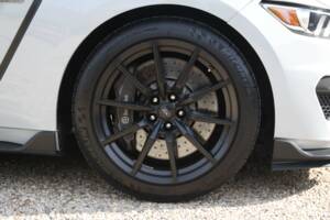 Image 29/50 of Ford Mustang Shelby GT 350 (2017)