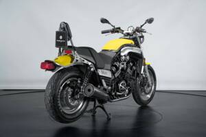 Bild 7/27 von Yamaha DUMMY (1999)