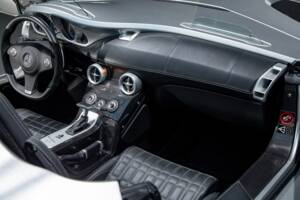 Image 19/28 of Mercedes-Benz SLR McLaren 722 S (2009)