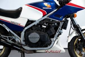 Image 46/50 de Honda VF 750 (1983)