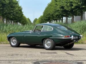 Afbeelding 24/28 van Jaguar E-Type 4.2 (1966)