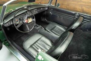 Image 4/19 de MG MGB (1966)