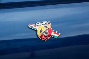 Image 18/50 of Abarth 595 Cabrio Italia (2011)
