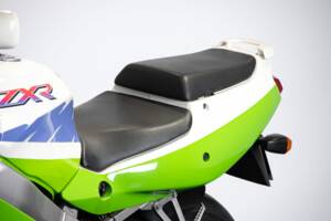 Image 48/49 of Kawasaki ZX-R 750 (1994)