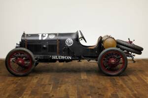 Image 3/21 of Hudson Super Six (1922)