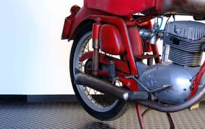 Image 19/83 of MV Agusta 175 CS Sport Disco Volante (1955)