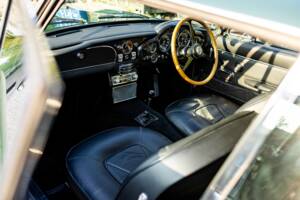 Bild 24/43 von Aston Martin DB 6 Vantage (1967)