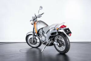 Imagen 8/38 de Aprilia Motò 650 (1996)