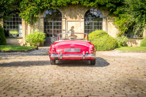 Image 5/29 of Mercedes-Benz 190 SL (1962)