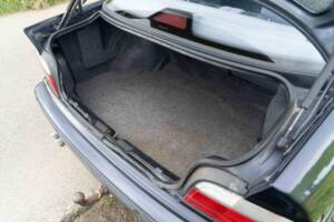 Bild 25/40 von BMW 316i (1998)