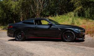 Image 2/41 of BMW M4 CSL (2022)