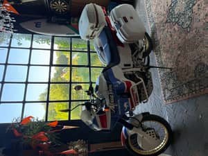 Afbeelding 14/21 van Honda XRV 650 Africa Twin (1988)