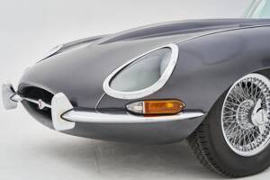 Bild 38/99 von Jaguar E-Type 4.2 (1966)