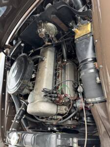 Image 35/43 of Mercedes-Benz 220 S (1956)