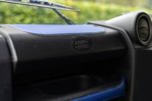 Image 13/43 of Land Rover Defender 90 (2010)