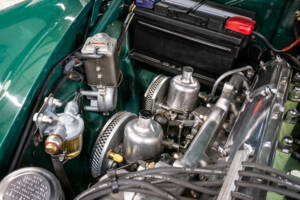 Image 28/32 of Jaguar Mk II 3.4 (1967)