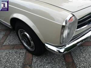 Bild 18/81 von Mercedes-Benz 250 SL (1968)