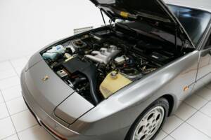 Bild 10/19 von Porsche 944 Turbo (1988)