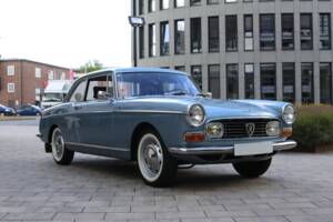 Image 3/56 of Peugeot 404 Coupé (1968)