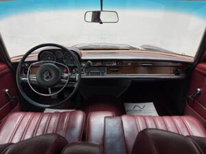 Bild 15/24 von Mercedes-Benz 280 S (1970)