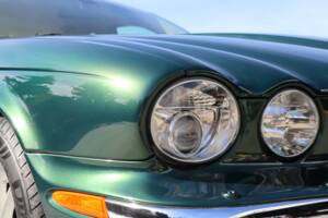 Imagen 46/50 de Jaguar XJ 8 4.2 (2006)