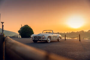 Image 4/9 de Mercedes-Benz 190 SL (1961)