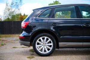 Bild 24/50 von Audi Q5 3.2 FSI (2013)