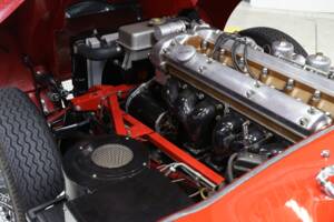 Bild 37/41 von Jaguar E-Type 3.8 (1963)