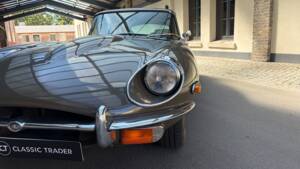 Image 16/81 de Jaguar Type E (2+2) (1969)