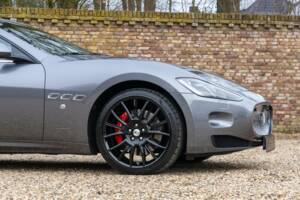 Bild 26/50 von Maserati GranCabrio Sport (2015)
