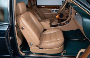 Image 30/43 of Bentley Continental T (1997)