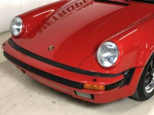 Bild 27/39 von Porsche 911 Speedster 3.2 (1989)