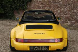 Image 46/50 of Porsche 911 Carrera 2 &quot;America Roadster&quot; (1993)
