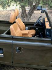 Image 7/25 of Land Rover 90 (1986)