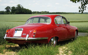 Image 5/22 of Daimler Sovereign 4.2 (1969)