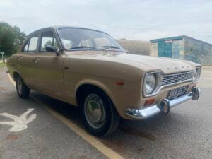 Afbeelding 4/98 van Ford Escort 940 DeLuxe (1970)