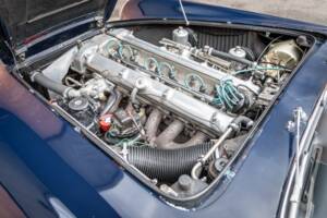Image 54/64 of Aston Martin DB 4 (1962)