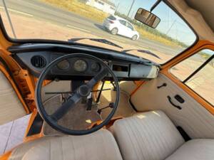 Image 2/8 of Volkswagen T2 Brasil Camper (1972)