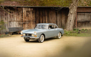 Image 3/88 of Peugeot 404 Coupé (1968)