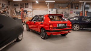 Imagen 7/85 de Lancia Delta HF Integrale 16V (1990)