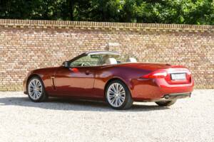 Image 2/50 of Jaguar XK (2011)