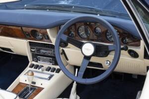 Bild 26/29 von Aston Martin V8 Volante (1980)