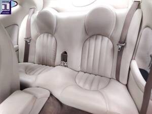 Bild 39/65 von Jaguar XKR (1998)