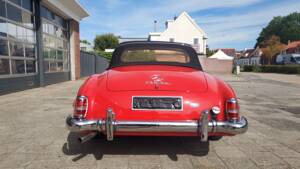 Image 24/34 of Mercedes-Benz 190 SL (1959)