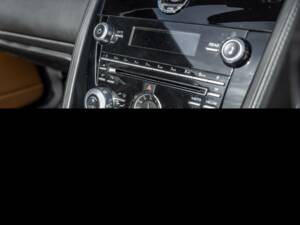 Bild 41/65 von Aston Martin DBS Volante (2011)