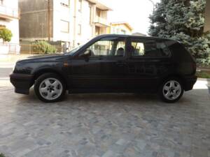 Bild 7/50 von Volkswagen Golf III 2.0 16V GTI (1993)