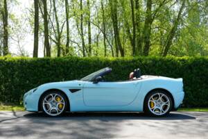 Image 8/40 of Alfa Romeo 8C Spider (2009)